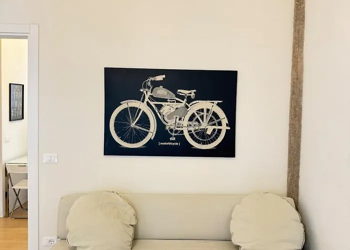 Sunny In Apartment *